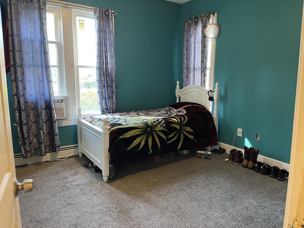 33 Hebron Street Springfield, MA 01107 - Photo 32 of 39 Gallery Image 32