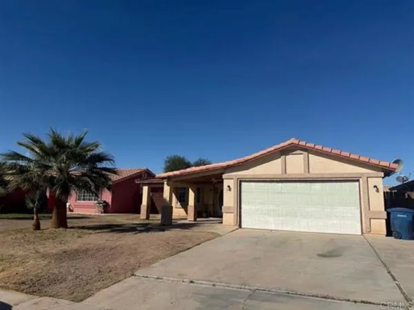 $397,000 | 26 West Pheasant Street, Heber, CA 92249