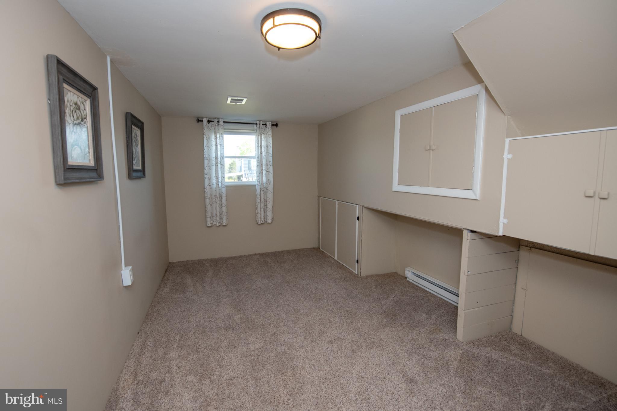 328 Adrian Road Collegeville, PA 19426 - Photo 32 of 39 Gallery Image 32