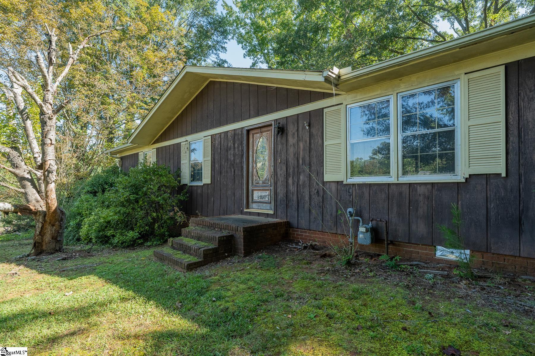 1935 Sitton Hill Road Easley, SC 29642 - Photo 2 of 33 Gallery Image 2