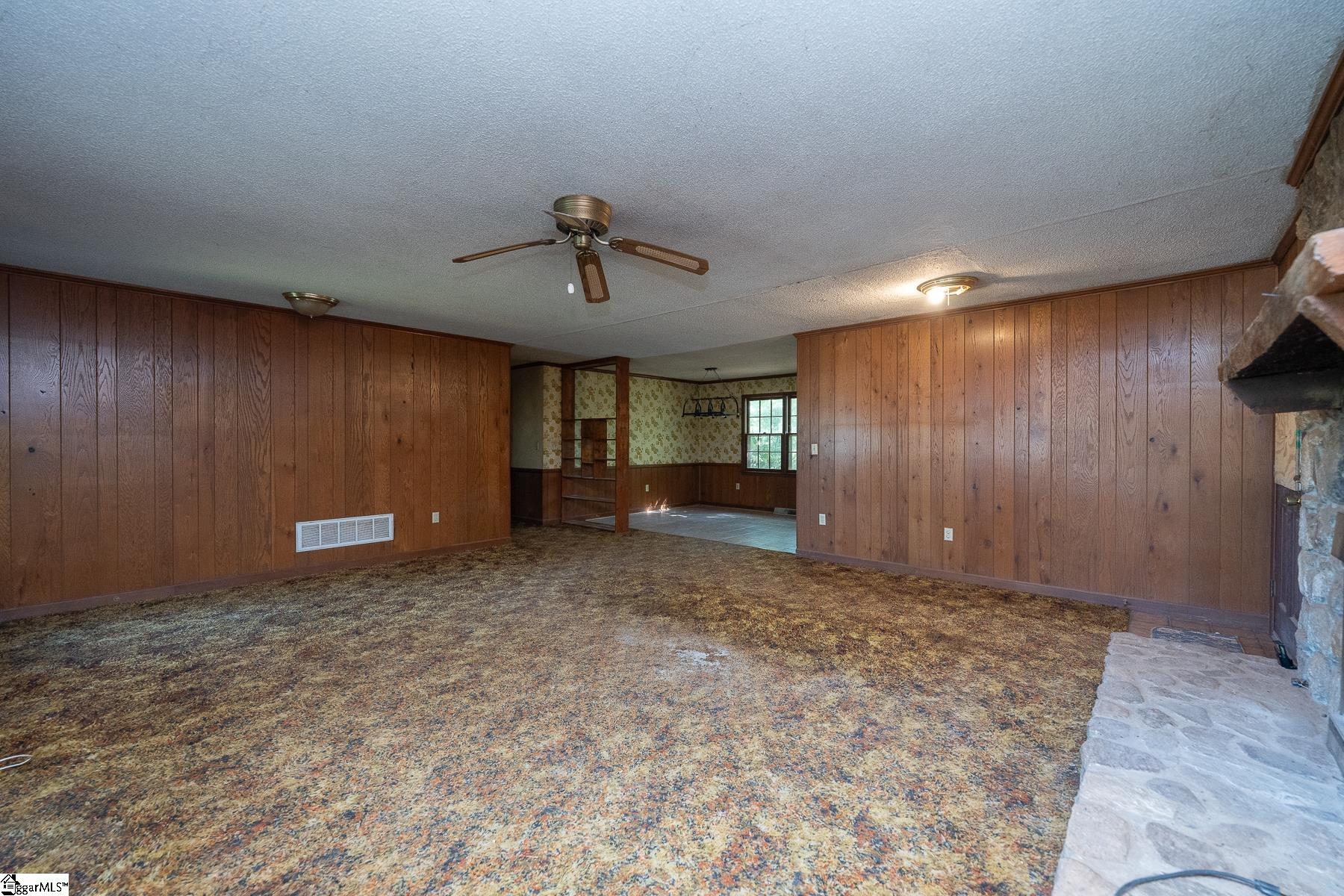 1935 Sitton Hill Road Easley, SC 29642 - Photo 7 of 33 Gallery Image 7