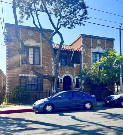 $1,460 | 1421 Valencia Street, Los Angeles, CA 90015