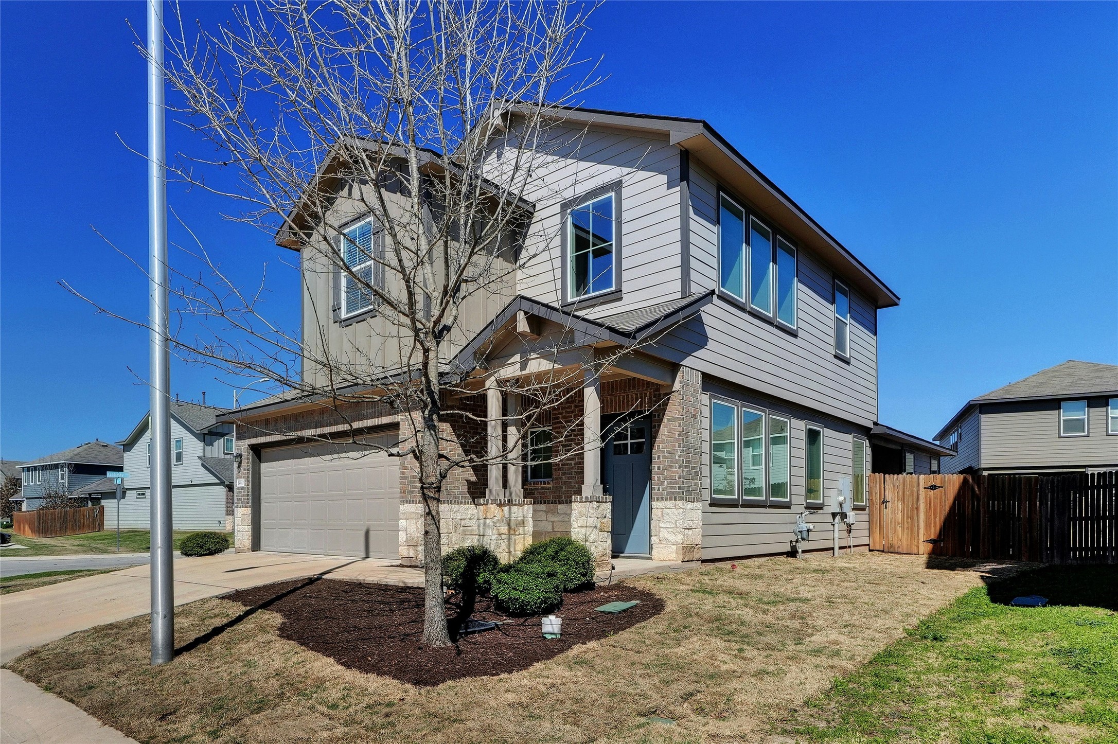 14612 Frankel Loop Pflugerville, TX 78660 - Photo 2 of 26 Gallery Image 2