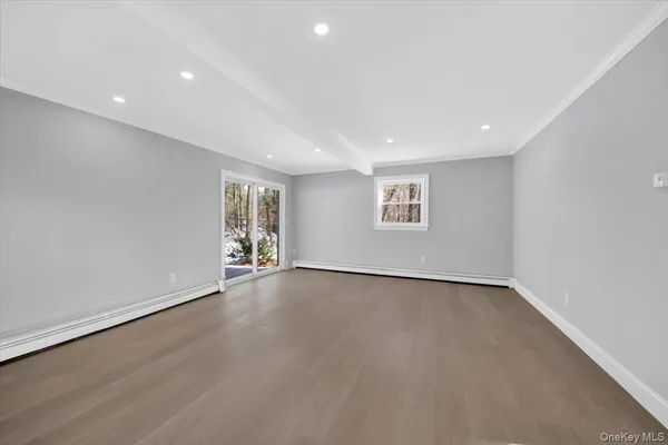 $725,000 | 204 Dahlia Drive, Mahopac, NY 10541