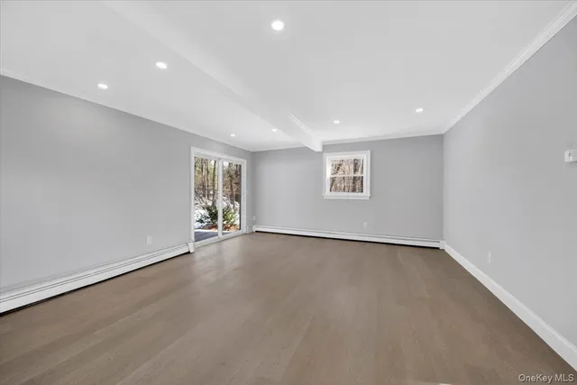 $749,900 | 204 Dahlia Drive, Mahopac, NY 10541