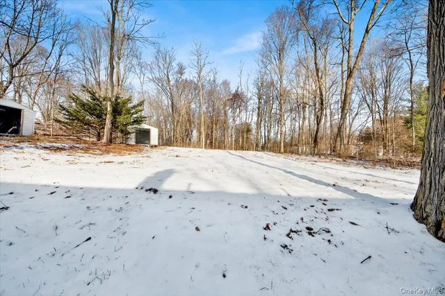 $749,900 | 204 Dahlia Drive, Mahopac, NY 10541