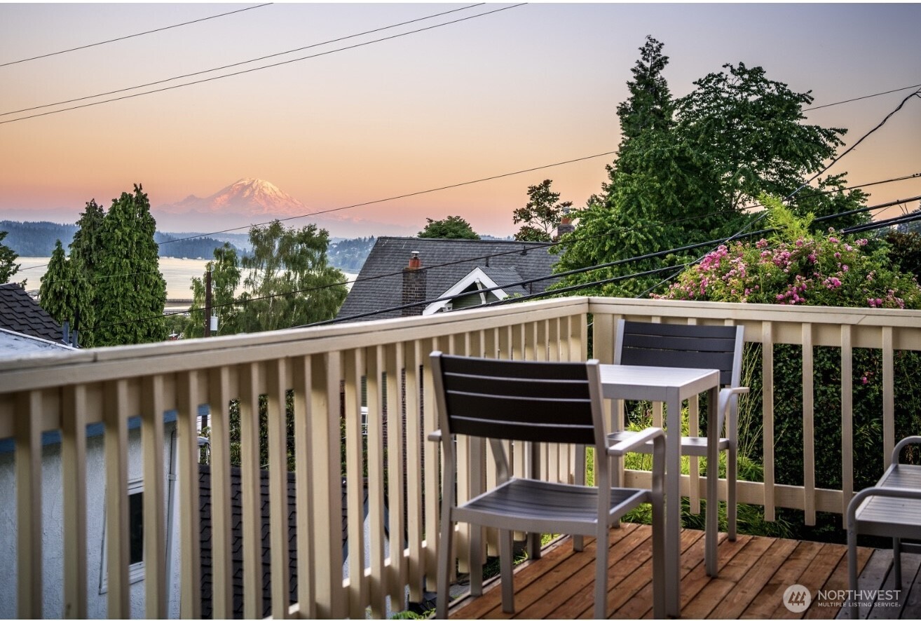 3224 South Lane Street Seattle, WA 98144 - Photo 3 of 27