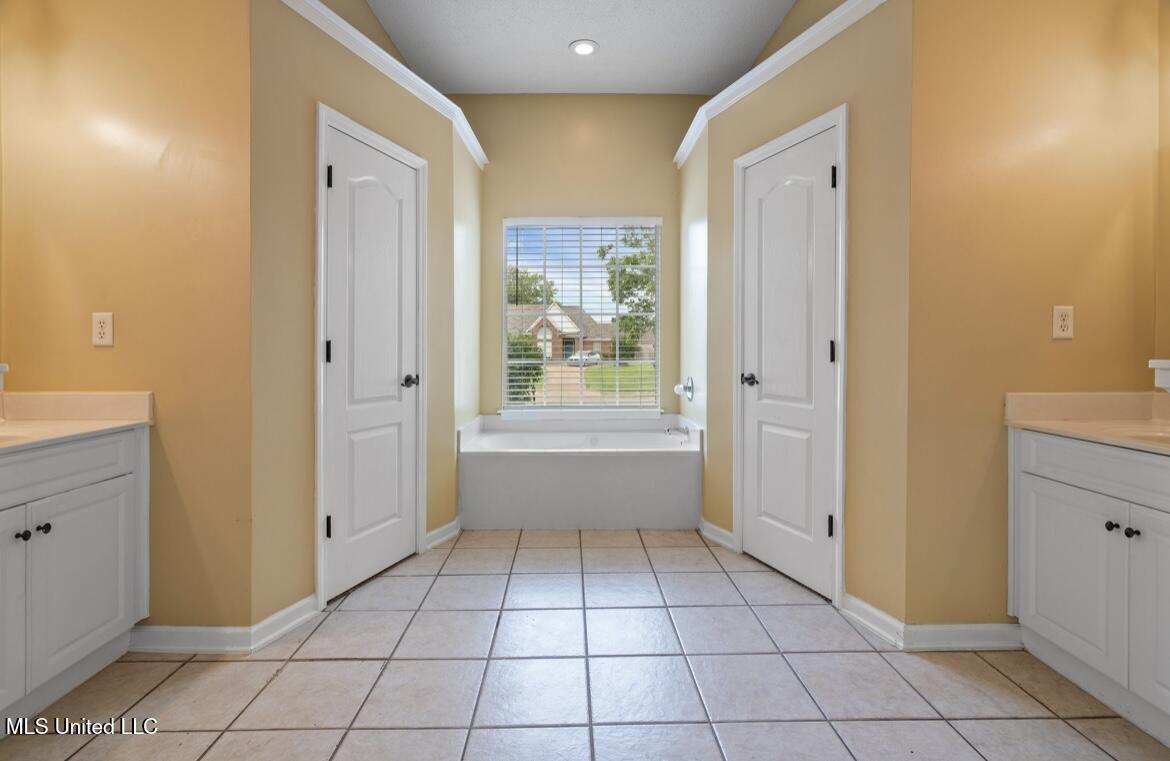 7669 Meadow Ridge Lane Olive Branch, MS 38654 - Photo 15 of 27 IMG_0686