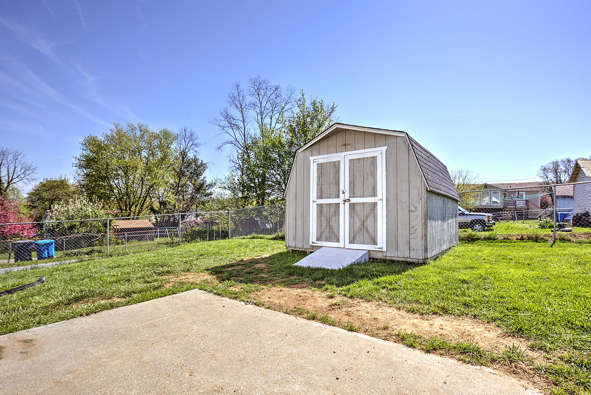 3736 Bear Road Southeast Roanoke, VA 24014 - Photo 10 of 10 Storage Shed