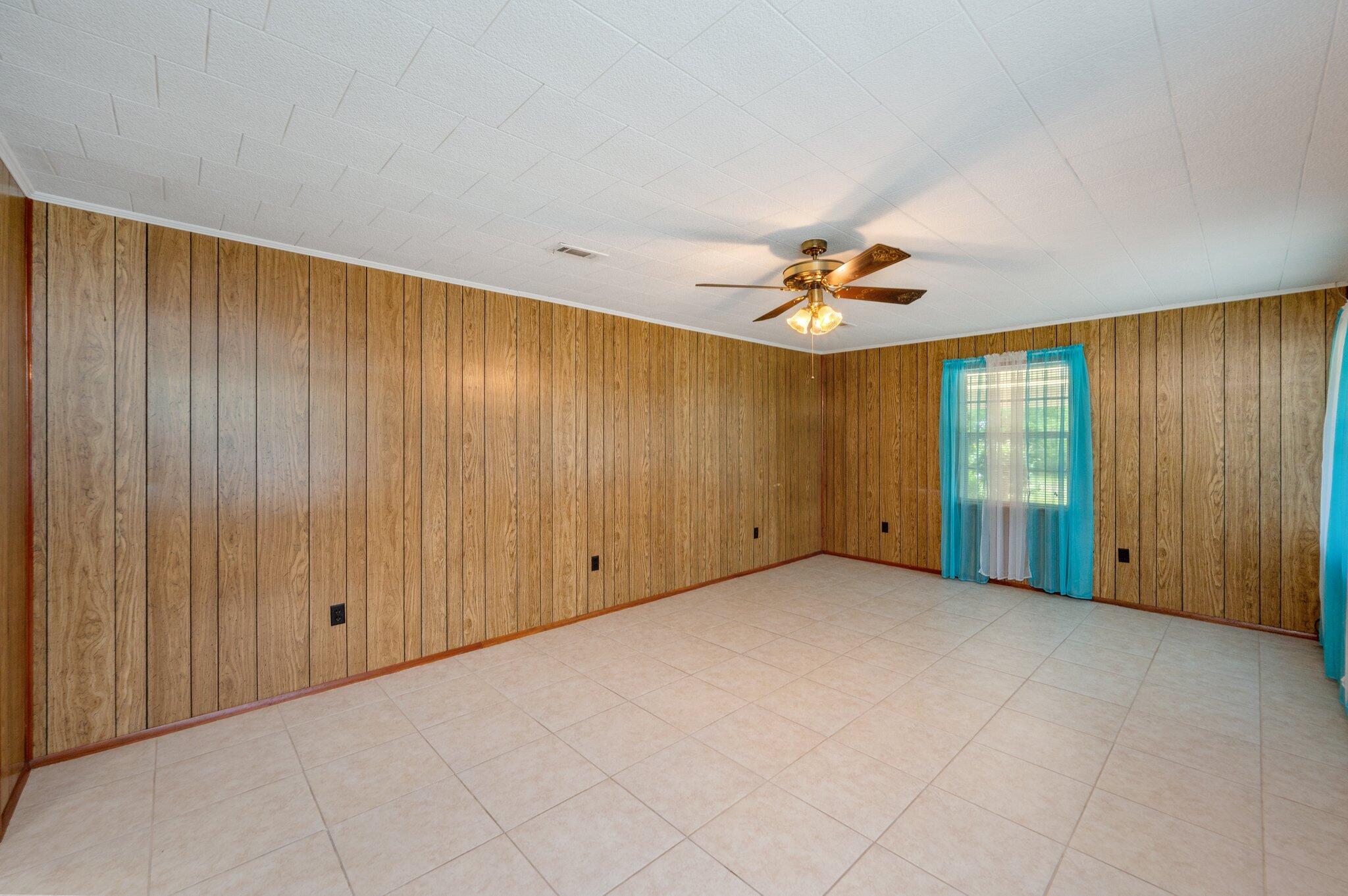 367 Andy Nowling Road DeFuniak Springs, FL 32433 - Photo 7 of 36 7-web-or-mls-367 Andy Nowling Rd-03