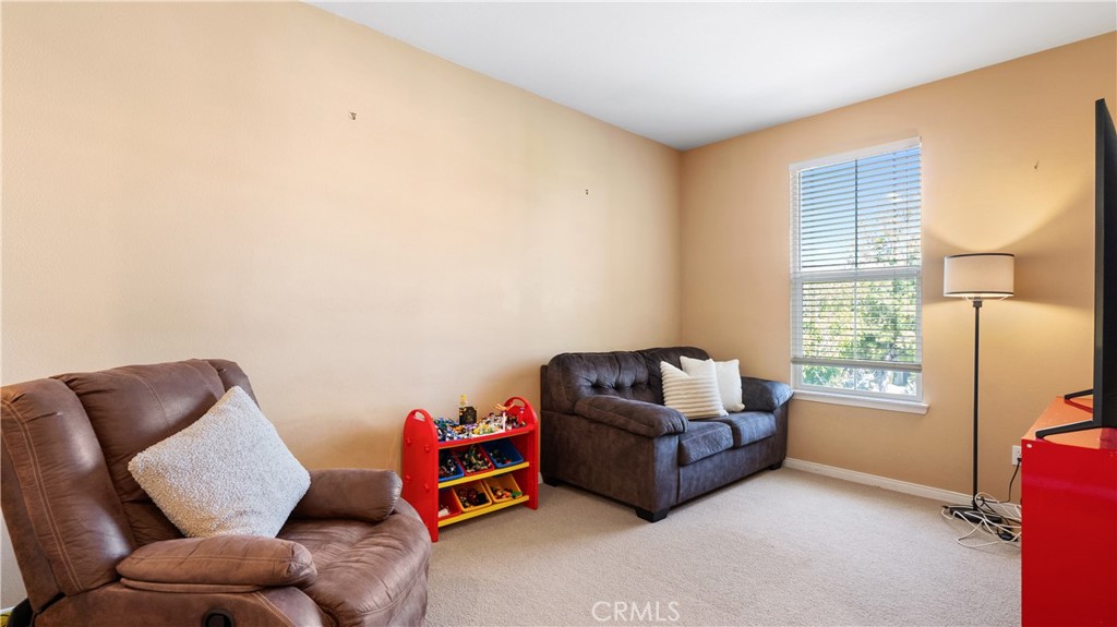 26009 Twain Place Stevenson Ranch, CA 91381 - Photo 27 of 37