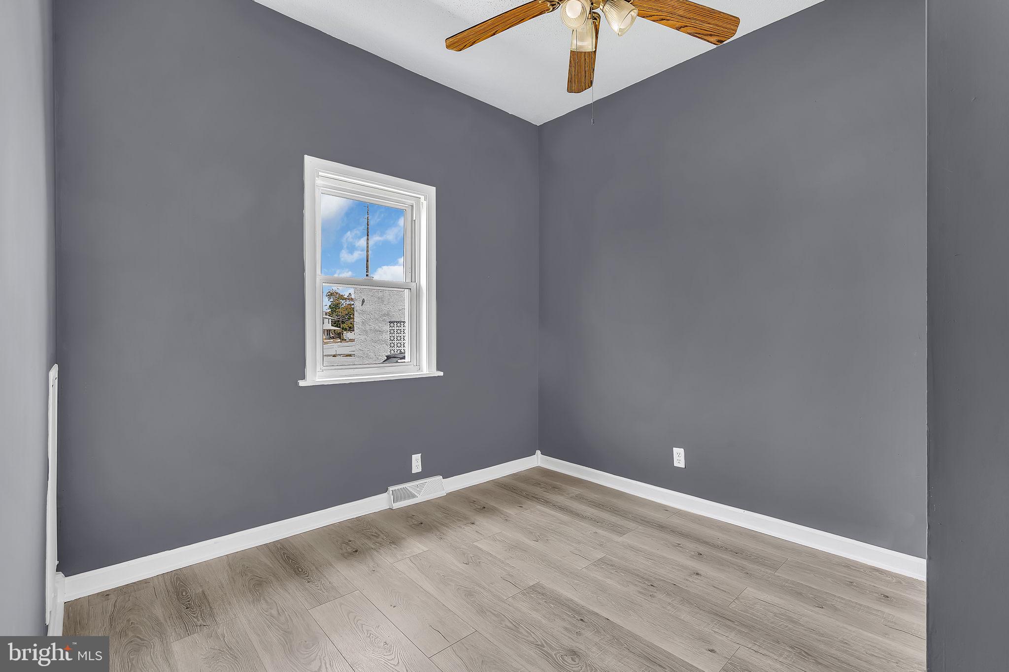 264 Birch Street Carneys Point, NJ 08069 - Photo 18 of 29 Bright and airy gray-walled retreat.