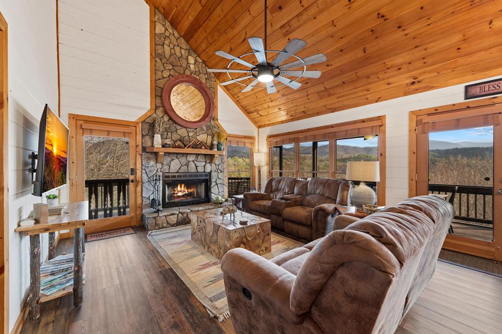 297 Tall Timber Mountain Road Blue Ridge, GA 30513 - Photo 9 of 66