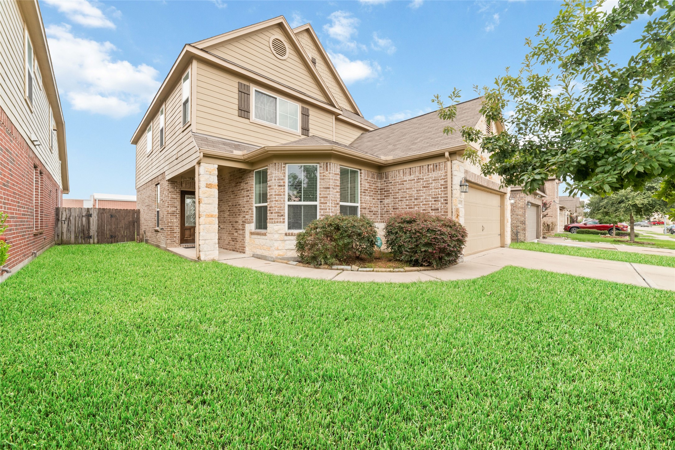 18406 Spruce Tree Line Trail Houston, TX 77084 - Photo 3 of 26