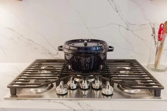 $1,985,000 | 2740 East Bainbridge Road, San Diego, CA 92106