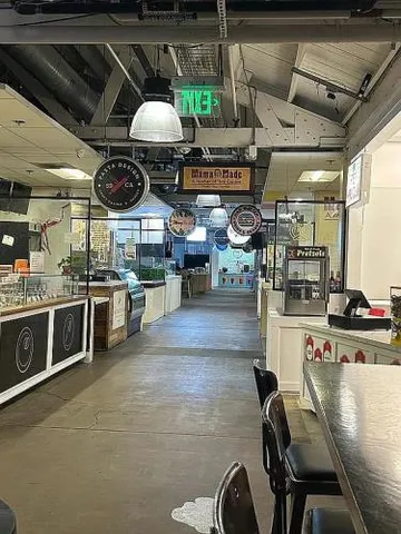 $1,985,000 | 2740 East Bainbridge Road, San Diego, CA 92106