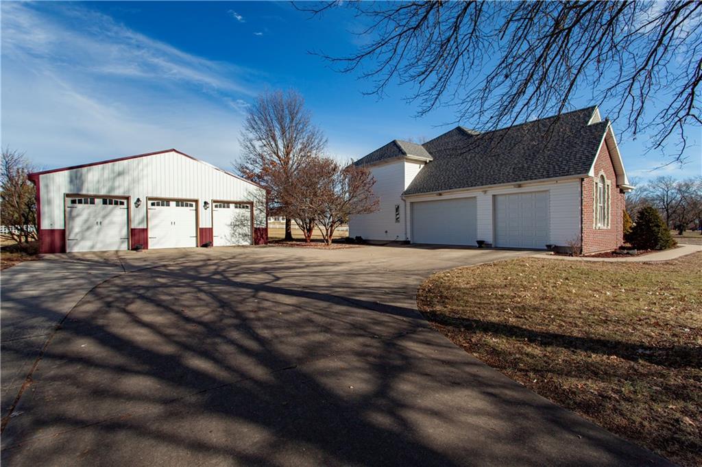 25408 Northeast Colbern Road Lee's Summit, MO 64064 - Photo 31 of 42