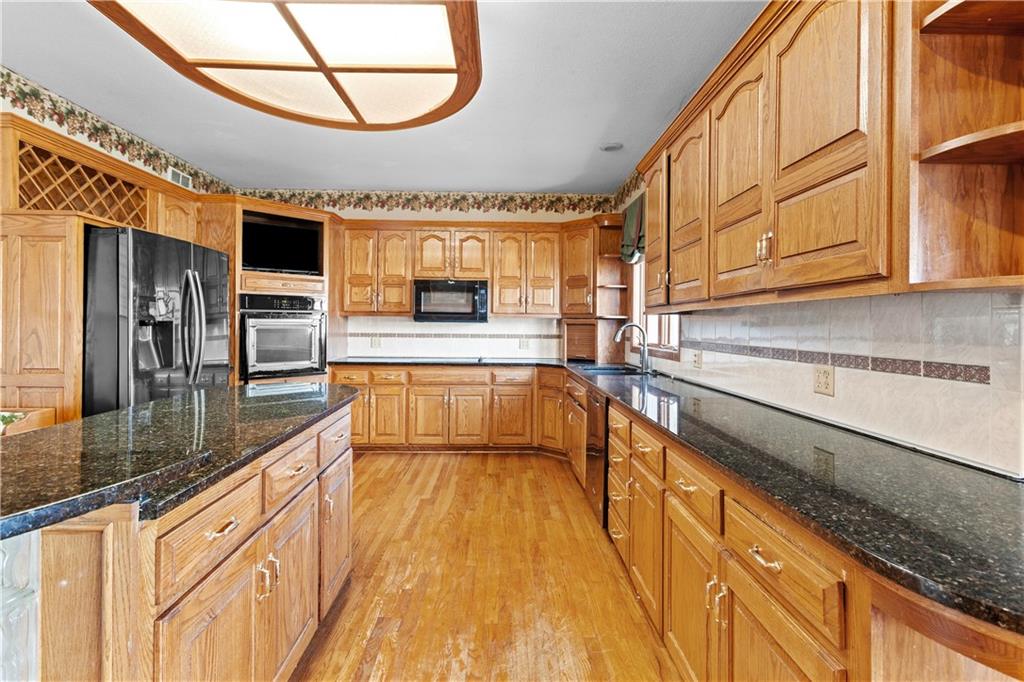 25408 Northeast Colbern Road Lee's Summit, MO 64064 - Photo 9 of 42