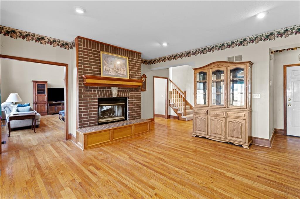 25408 Northeast Colbern Road Lee's Summit, MO 64064 - Photo 10 of 42