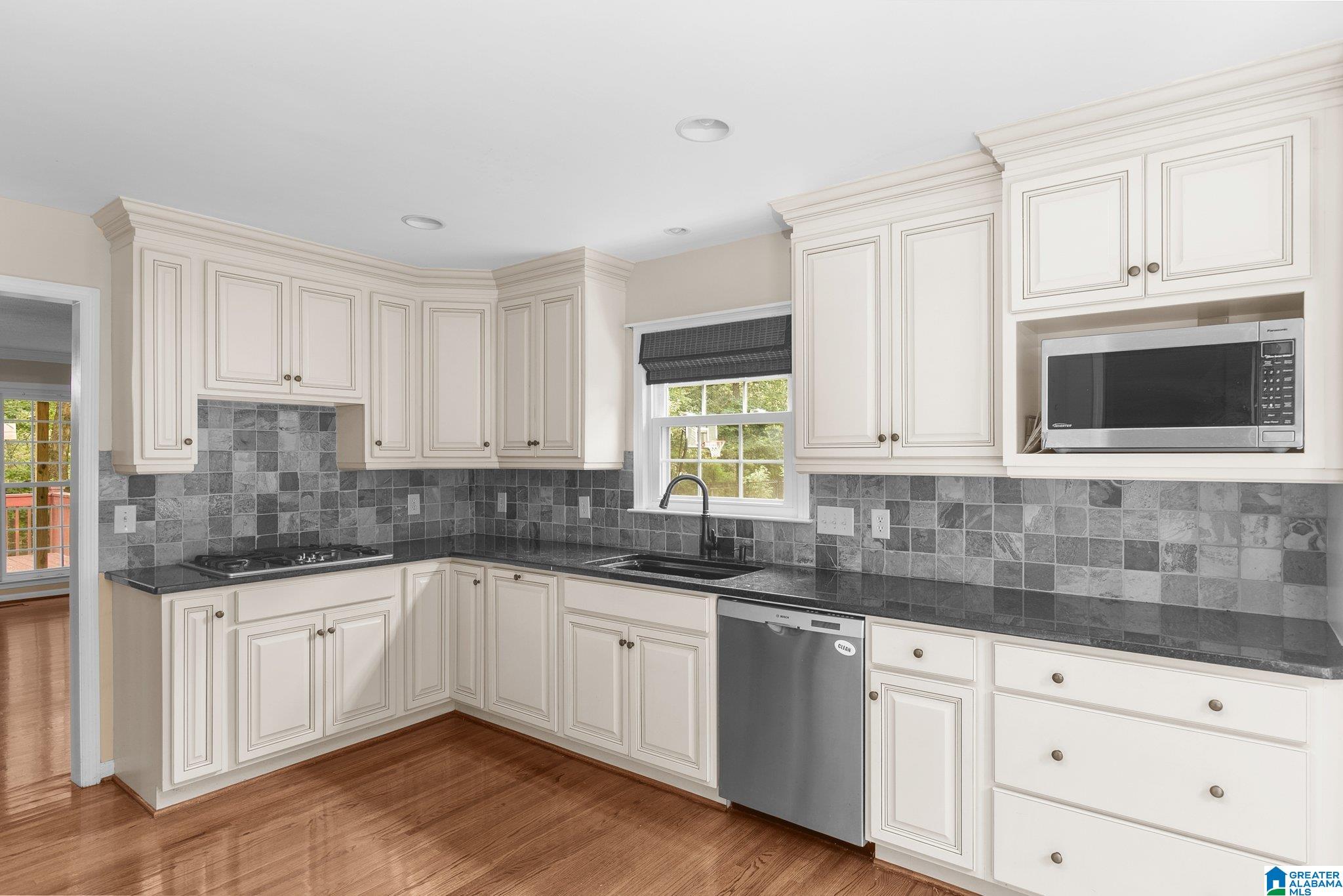 5708 Finch Road Pinson, AL 35126 - Photo 3 of 22 Gallery Image 3