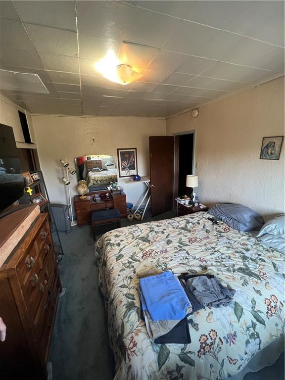 433 Henry Street McKees Rocks, PA 15136 - Photo 16 of 25 a bed room with a bed