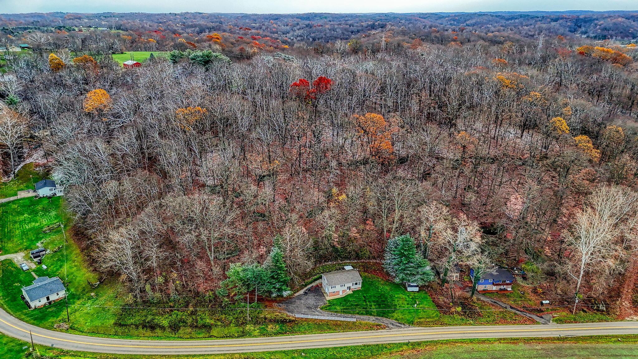 2345 Bauman Hill Road Southeast Lancaster, OH 43130 - Photo 2 of 29 2345 Bauman Hill Rd SE (7)