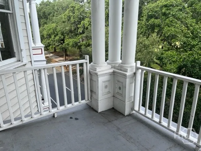 $2,200 | 816 Drayton Street, Unit 2A, Savannah, GA 31401