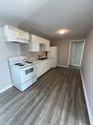 $949 | 6915 1/2 Avenue L, Houston, TX 77011