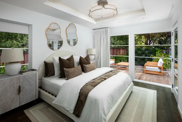 $3,498,000 | 320 Barton Way, Menlo Park, CA 94025