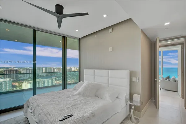 $29,900 | 18975 Collins Avenue, Unit 3000, Sunny Isles Beach, FL 33160