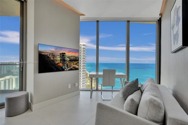 $29,900 | 18975 Collins Avenue, Unit 3000, Sunny Isles Beach, FL 33160