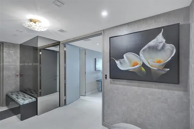 $29,900 | 18975 Collins Avenue, Unit 3000, Sunny Isles Beach, FL 33160