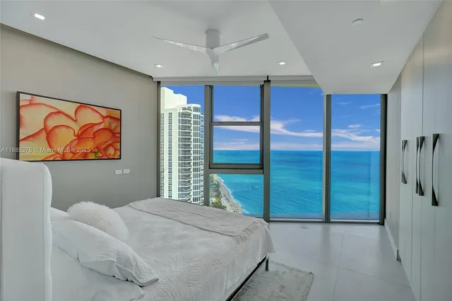 $29,900 | 18975 Collins Avenue, Unit 3000, Sunny Isles Beach, FL 33160