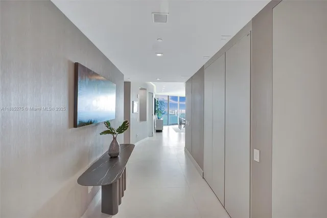 $29,900 | 18975 Collins Avenue, Unit 3000, Sunny Isles Beach, FL 33160