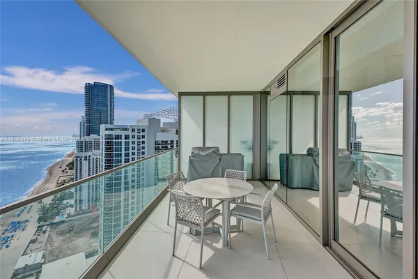 $29,900 | 18975 Collins Avenue, Unit 3000, Sunny Isles Beach, FL 33160