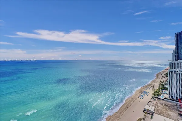 $29,900 | 18975 Collins Avenue, Unit 3000, Sunny Isles Beach, FL 33160