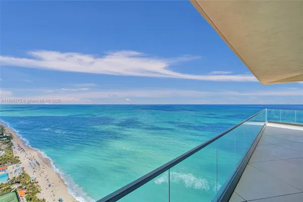 $29,900 | 18975 Collins Avenue, Unit 3000, Sunny Isles Beach, FL 33160