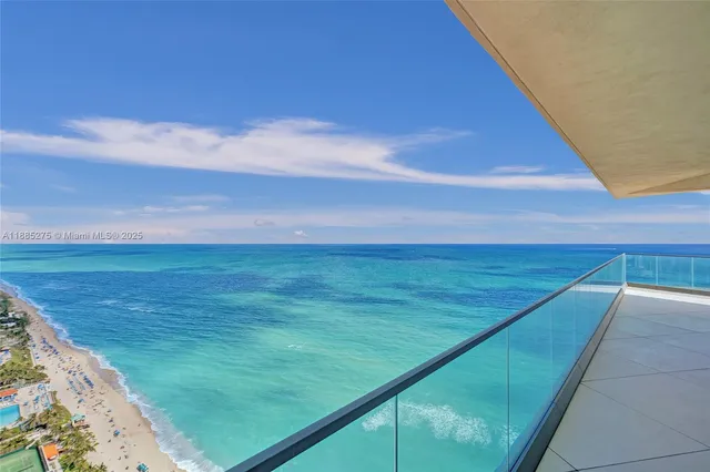 $29,900 | 18975 Collins Avenue, Unit 3000, Sunny Isles Beach, FL 33160