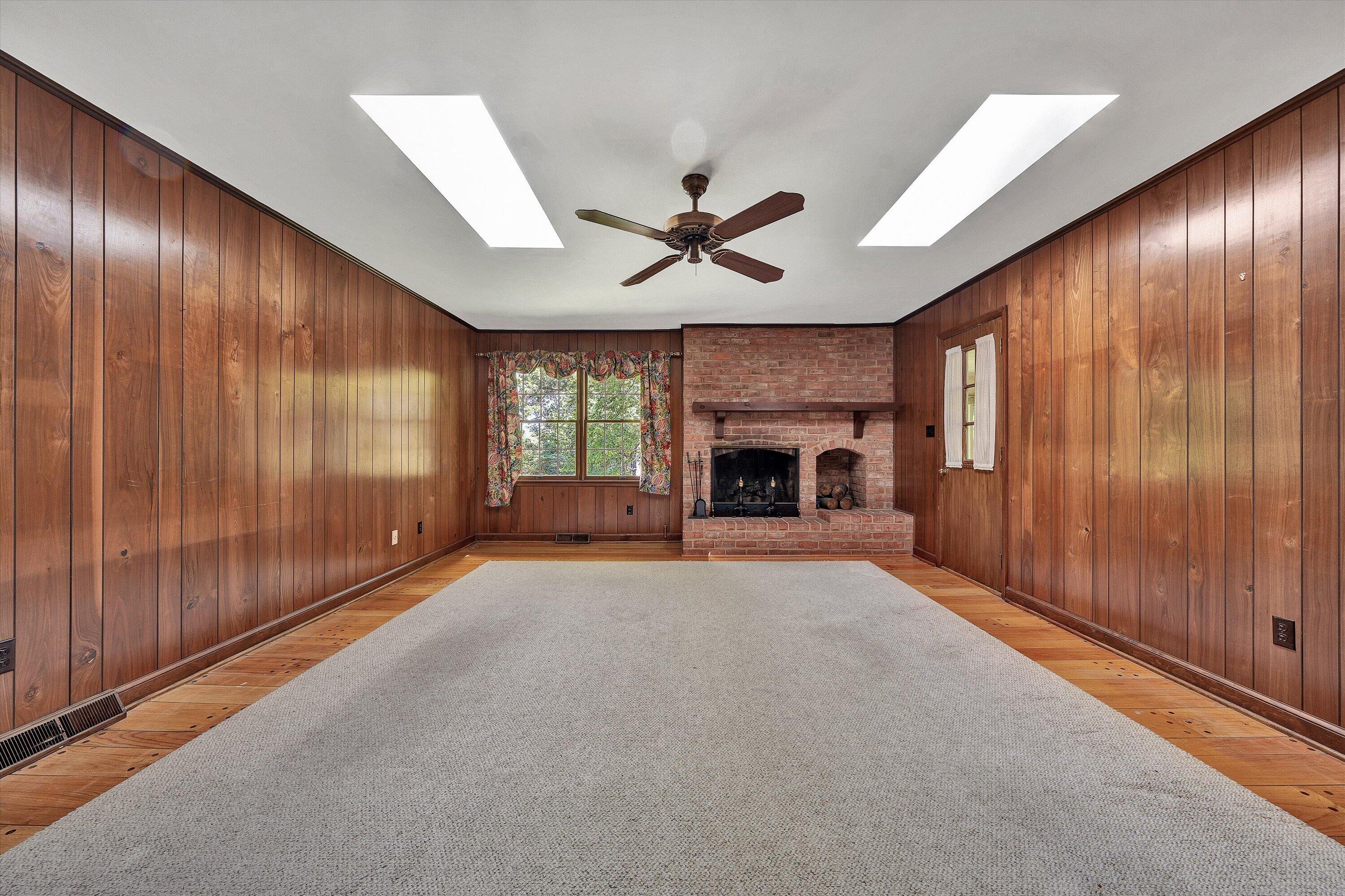 3615 Brymoor Road Southwest Roanoke, VA 24018 - Photo 15 of 48 15-DSC00037
