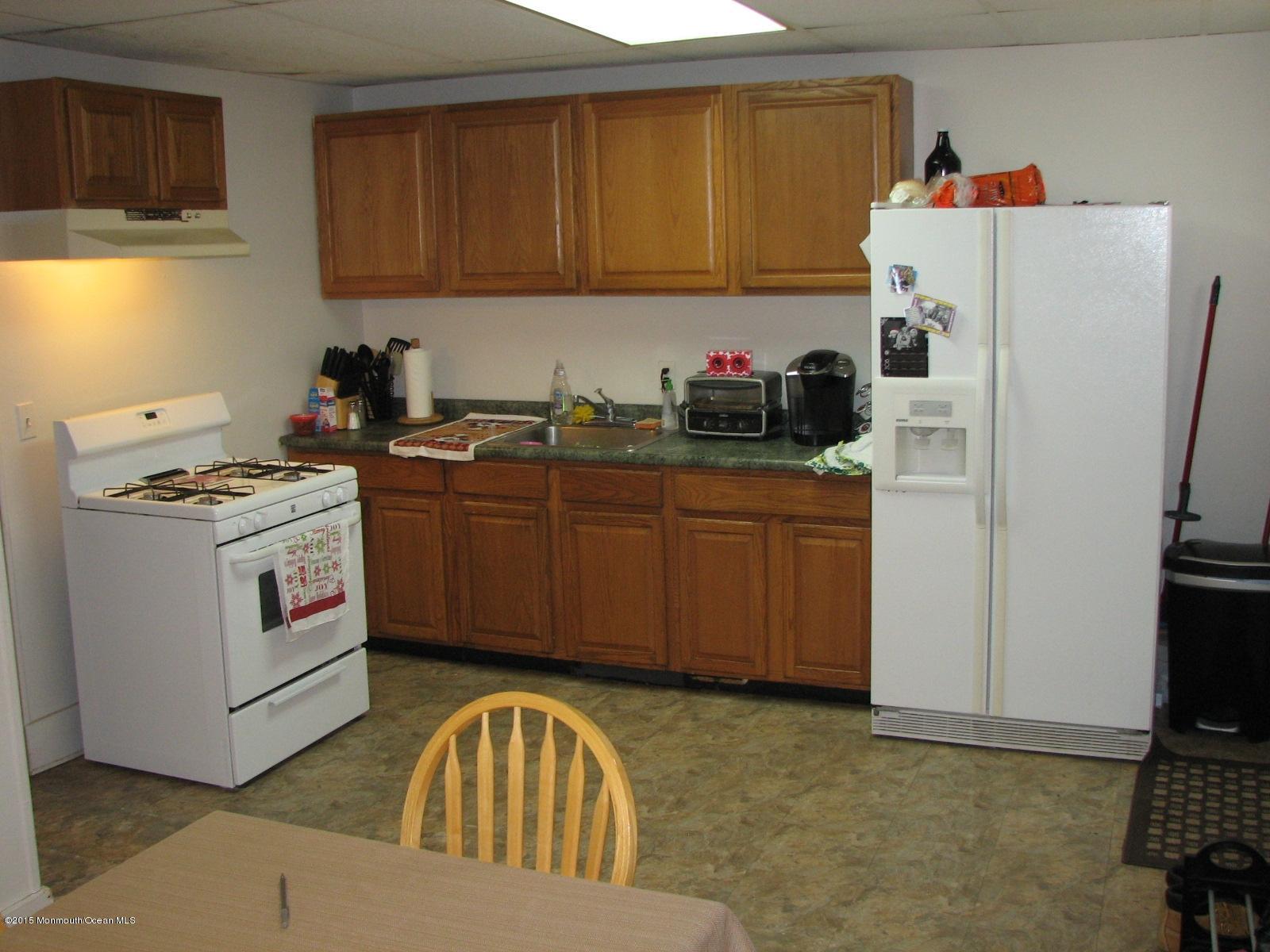 438 Main Street Keyport, NJ 07735 - Photo 7 of 27 IMG_7108