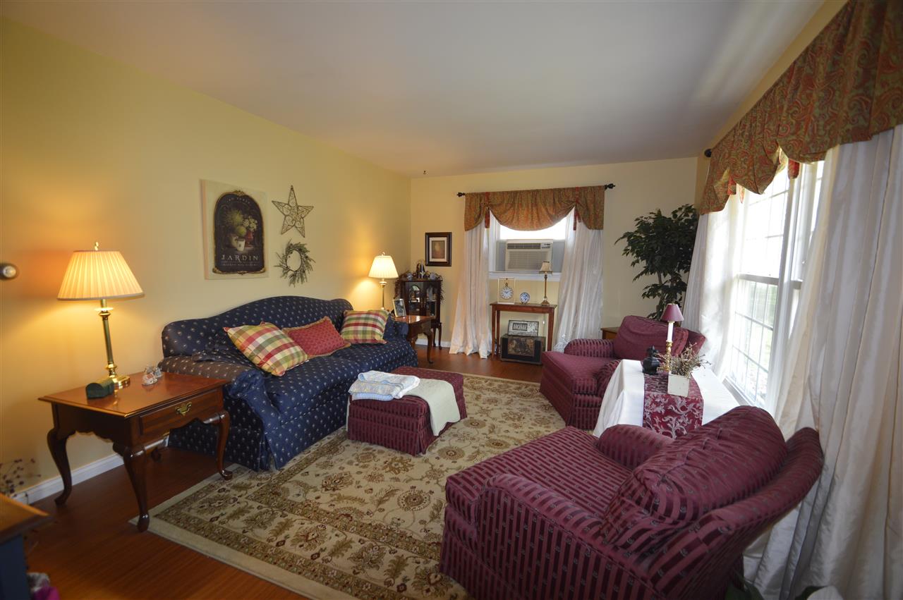 2111 Mathias Street Fort Wayne, IN 46815 - Photo 4 of 36 Gallery Image 4
