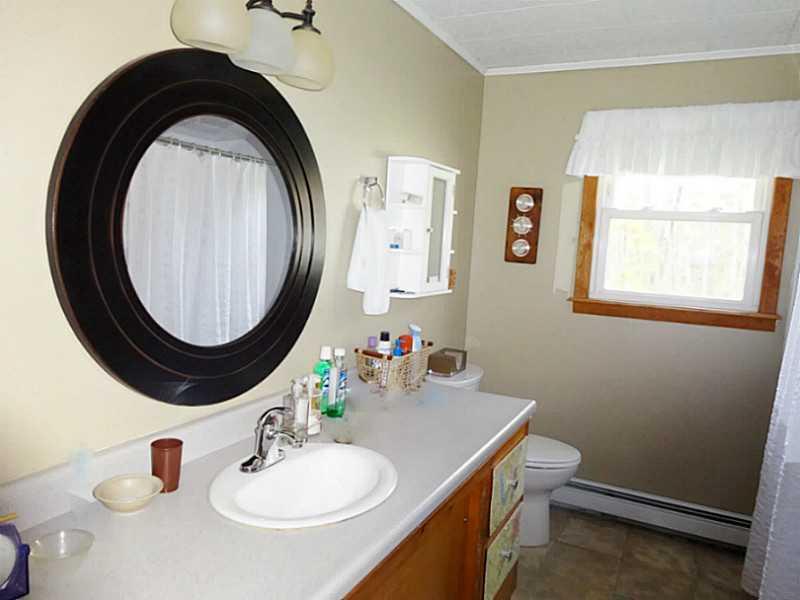 20 West Coiley Road Old Town, ME 04468 - Photo 16 of 20 Bathroom.