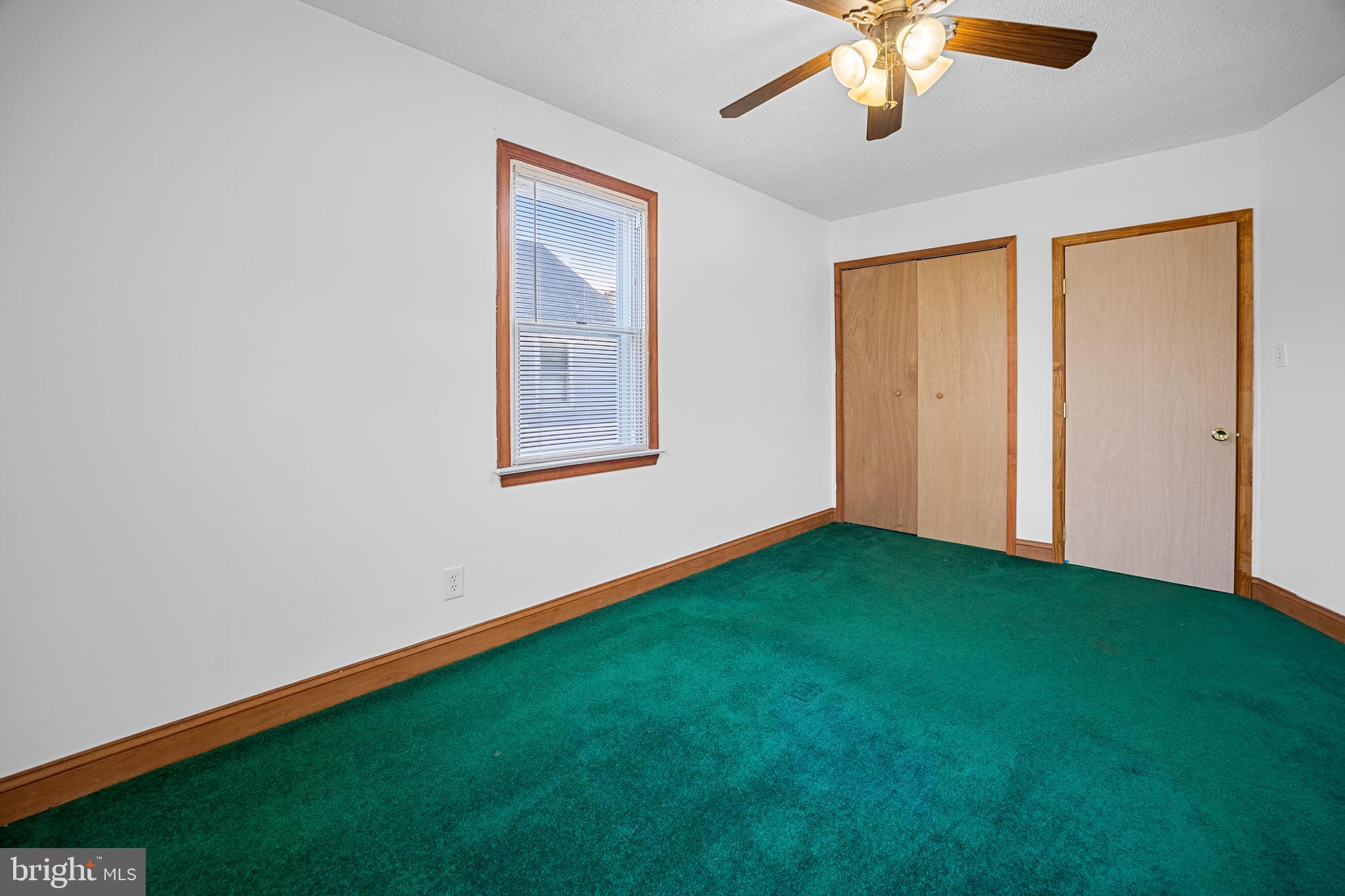 914 Woodlynn Road Baltimore, MD 21221 - Photo 10 of 21