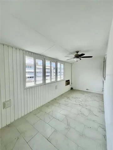 $1,500 | 5920 18th Street North, Unit 14, St. Petersburg, FL 33714