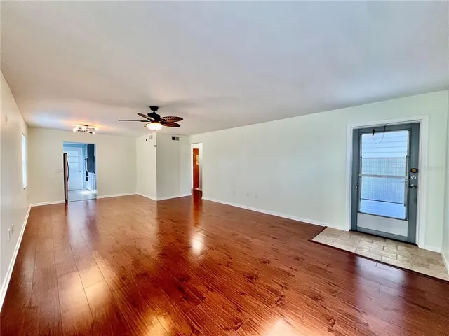 $1,500 | 5920 18th Street North, Unit 14, St. Petersburg, FL 33714