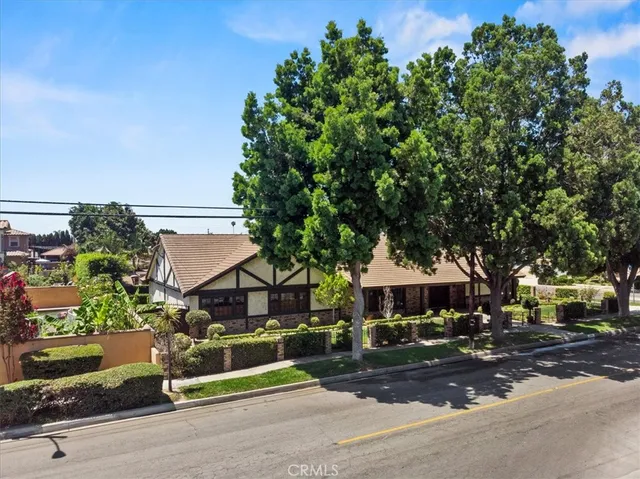 $1,699,000 | 8560 Cherokee Drive, Downey, CA 90241