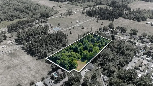 $75,000 | Peach Street, Burt, NY 14028