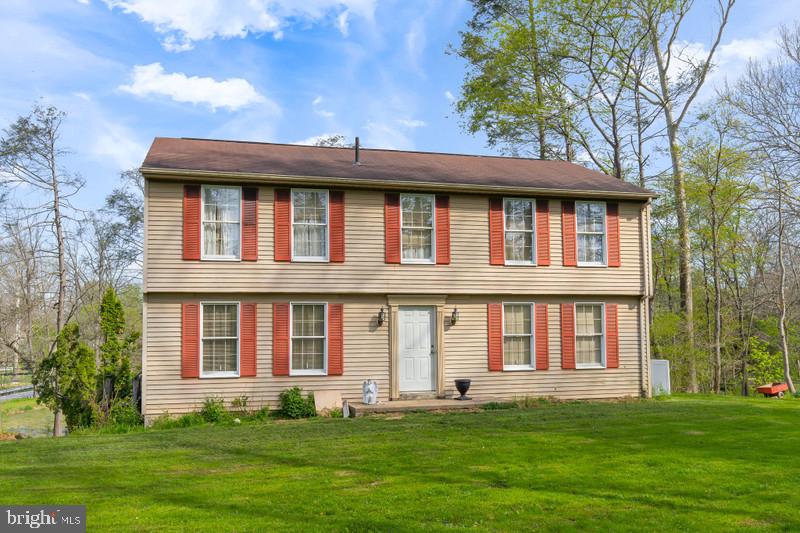 833 Old Road Strasburg, PA 17579 - Photo 1 of 34 Front