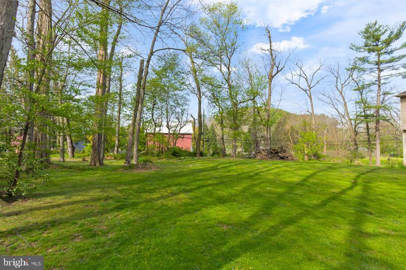 833 Old Road Strasburg, PA 17579 - Photo 11 of 34 Gallery Image 11