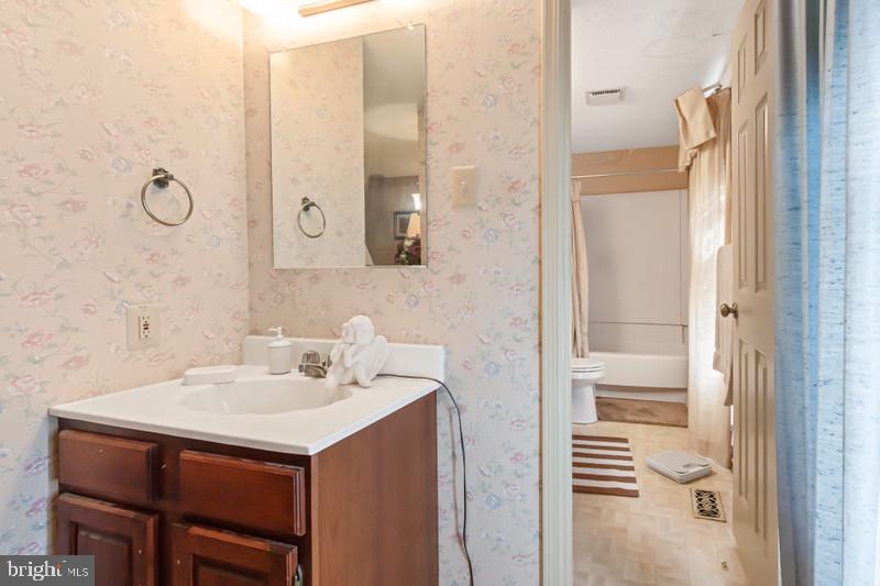 833 Old Road Strasburg, PA 17579 - Photo 29 of 34 Gallery Image 29